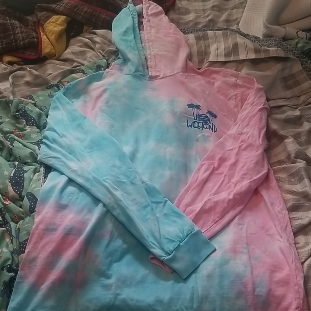 Chubbies pullover